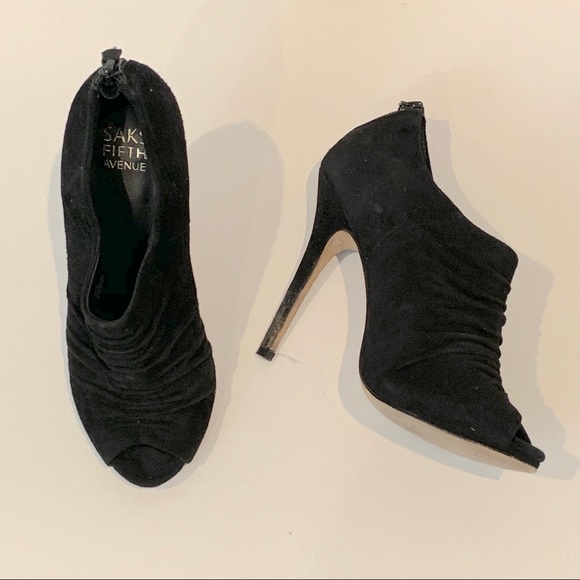 Saks Fifth Avenue Shoes - Saks Fifth Avenue Alexandra black booties heels 7